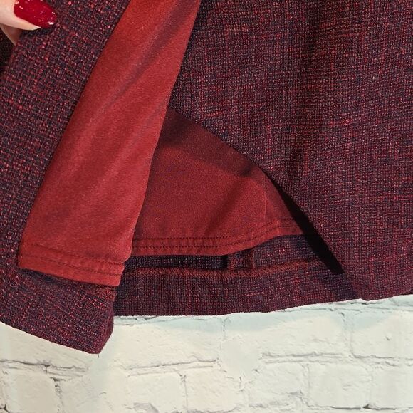 Banana Republic Factory burgundy skirt size 4 - Picture 4 of 8
